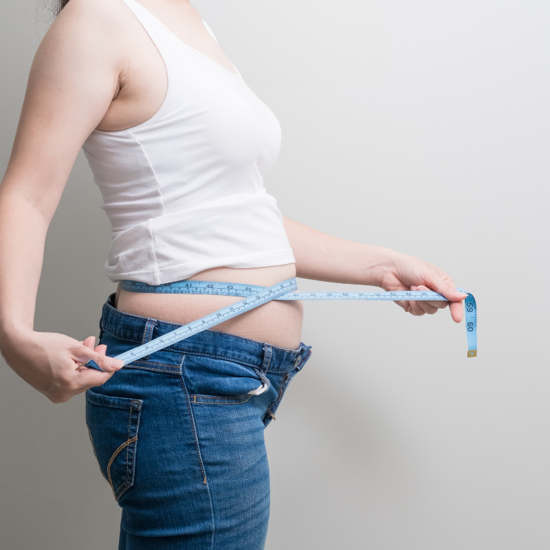 Sau sinh lớp mỡ dưới da nhiều và dầy