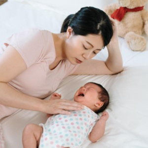 Những lưu ý dành cho bố mẹ khi trẻ em bị sốt